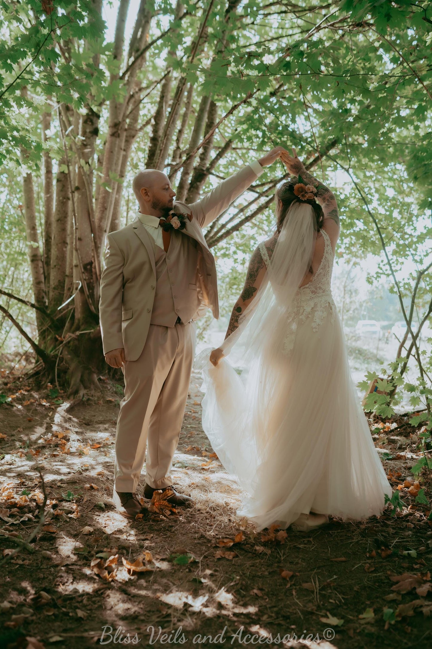 Short One Tier Wedding Veil with Cut Edge
