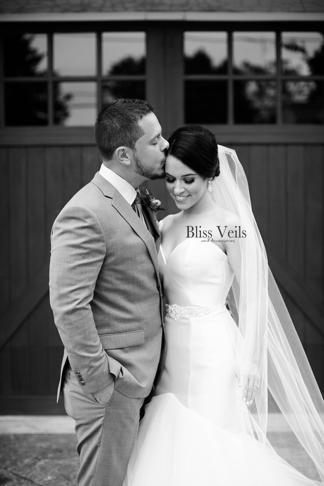 One Tier Pencil Edge Wedding Veil